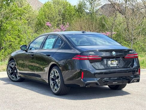 New 2026 BMW 540i xDrive w/ M Sport Package AWD/4WD image 4
