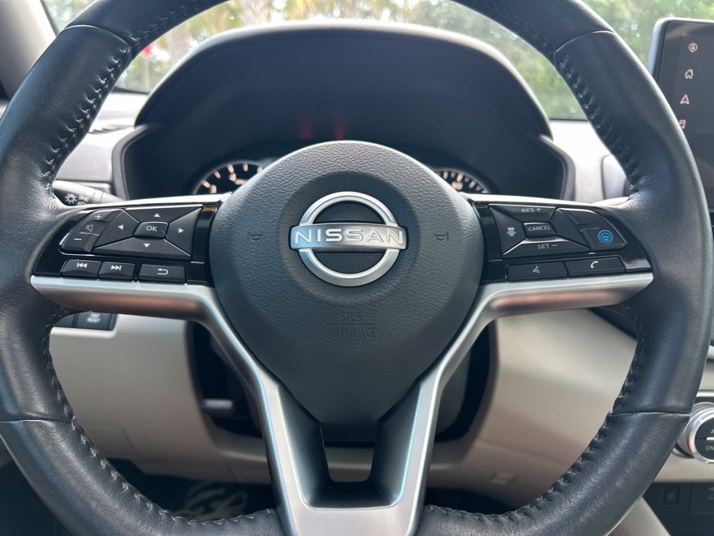 Used 2024 Nissan Altima 2.5 SL FWD image 23