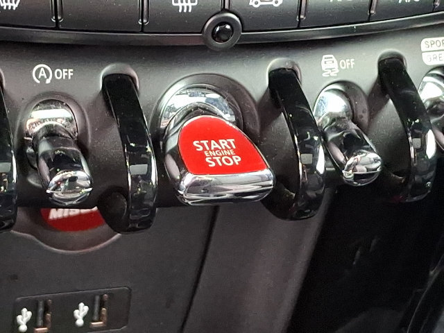 Used 2020 MINI Cooper S FWD image 24