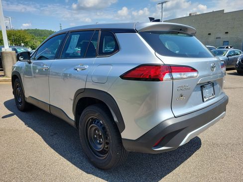 Used 2023 Toyota Corolla Cross L AWD/4WD image 23
