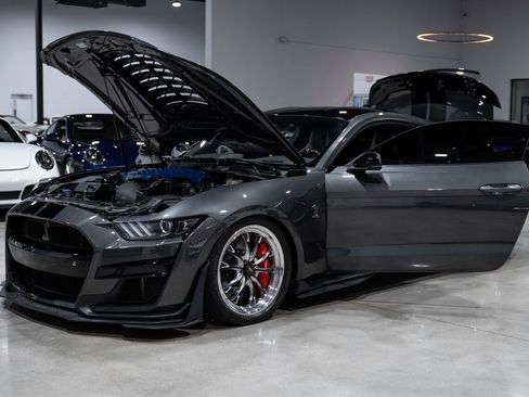 Used 2020 Ford Mustang Shelby GT500 w/ Technology Package RWD image 30
