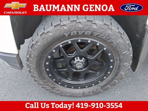Used 2018 Chevrolet Silverado 1500 LT w/ All Star Edition AWD/4WD image 27