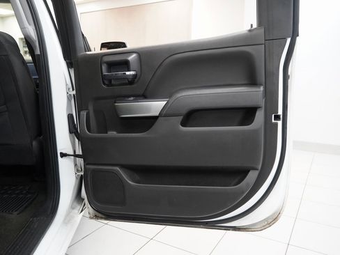 Used 2018 Chevrolet Silverado 1500 LT w/ LT Eassist Package image 19