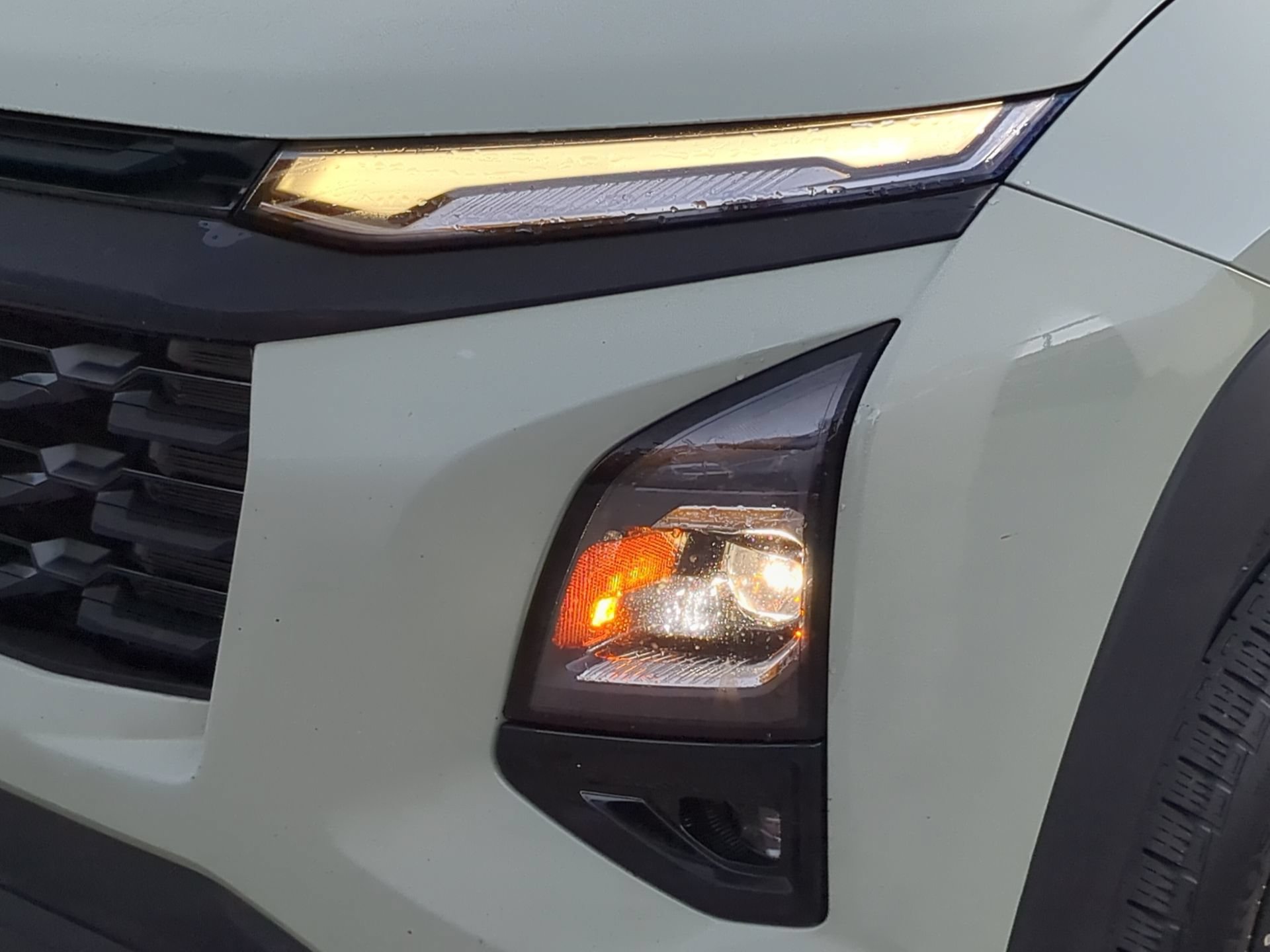 Used 2025 Chevrolet Equinox LT w/ Convenience Package II FWD image 44