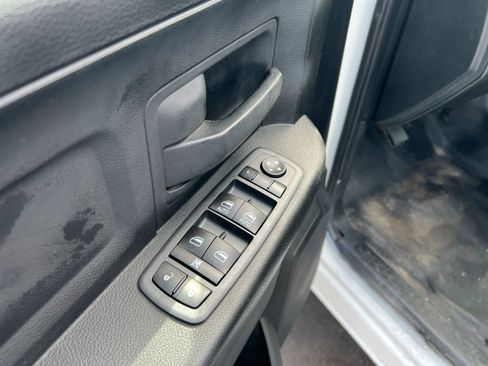 Used 2015 RAM 5500 Tradesman AWD/4WD image 23