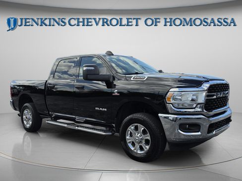 Used 2024 RAM 2500 Big Horn image 2