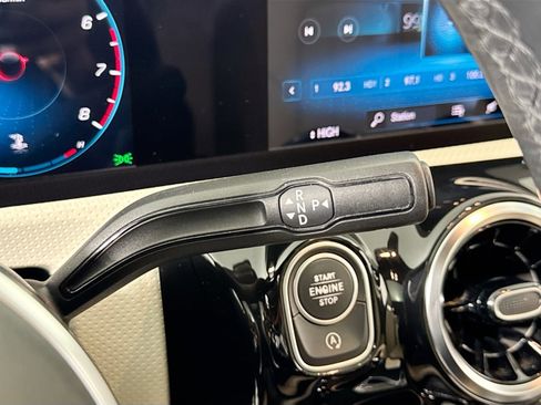 Used 2019 Mercedes-Benz A 220 4MATIC image 18