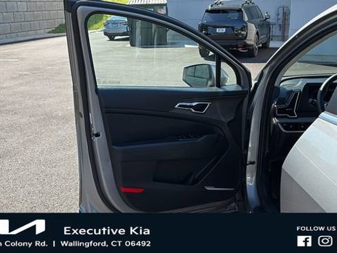Certified 2023 Kia Sportage LX AWD/4WD image 8