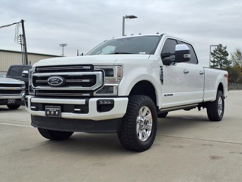 Used 2022 Ford F350 Platinum w/ FX4 Off-Road Package image 5