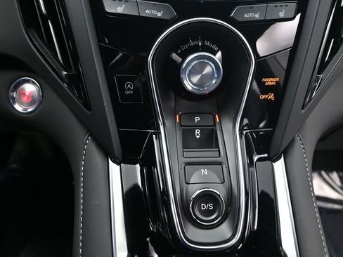 Certified 2025 Acura RDX SH-AWD image 14