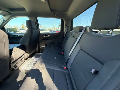 New 2026 GMC Sierra 1500 Elevation image 26