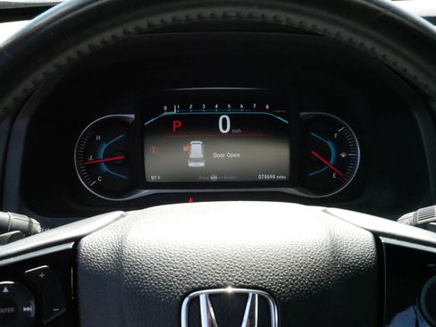 Used 2019 Honda Pilot Touring image 21