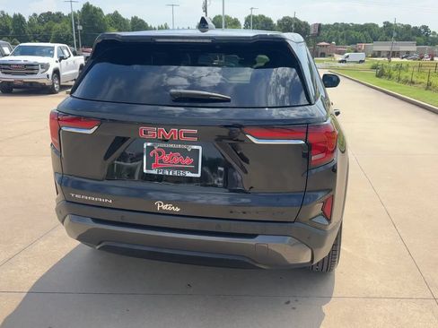 Used 2026 GMC Terrain Elevation FWD image 8