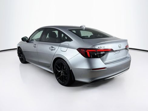 Used 2025 Honda Civic Sport image 28