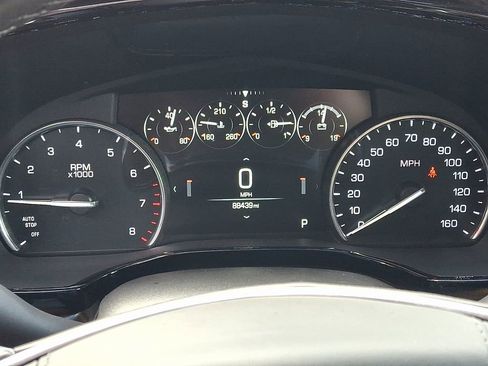 Used 2019 Cadillac XT5 Platinum AWD/4WD image 25