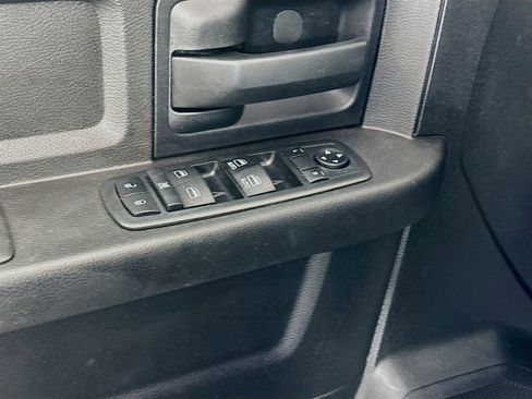 Used 2017 RAM 3500 Tradesman w/ Chrome Appearance Group image 17