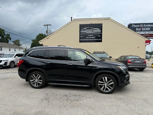 Used 2016 Honda Pilot Touring image 8