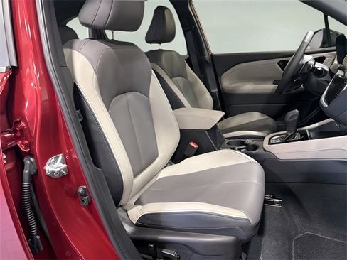 Used 2025 Subaru Forester Limited w/ Popular Package #2 image 15