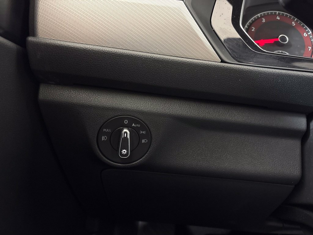 Used 2021 Volkswagen Jetta R-Line w/ R-Line Cold Weather Package FWD image 36