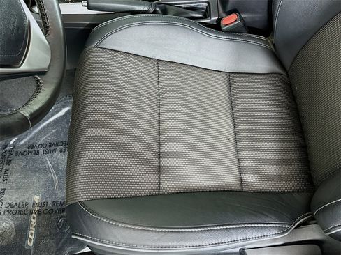 Used 2014 Toyota Corolla S image 18