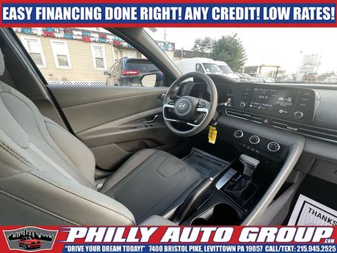 Used 2021 Hyundai Elantra SE FWD image 15