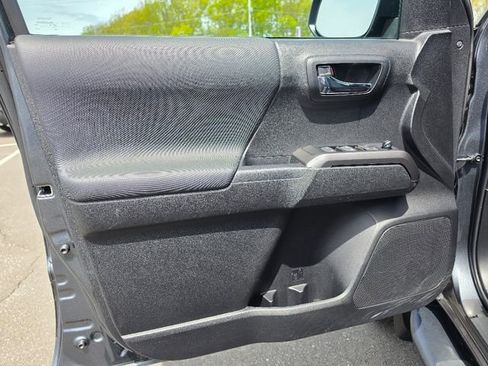 Used 2023 Toyota Tacoma TRD Off-Road AWD/4WD image 19