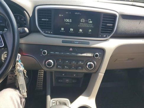 Used 2020 Kia Sportage S AWD/4WD image 24
