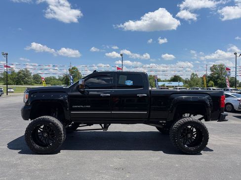 Used 2015 GMC Sierra 2500 Denali AWD/4WD image 8