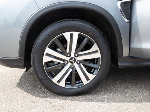 Used 2026 Mitsubishi Outlander Sport SE AWD/4WD image 28