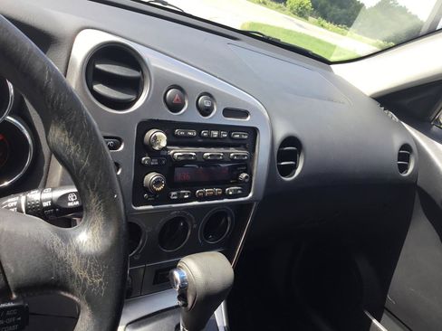 Used 2003 Pontiac Vibe w/ Power Group Value Package FWD image 16