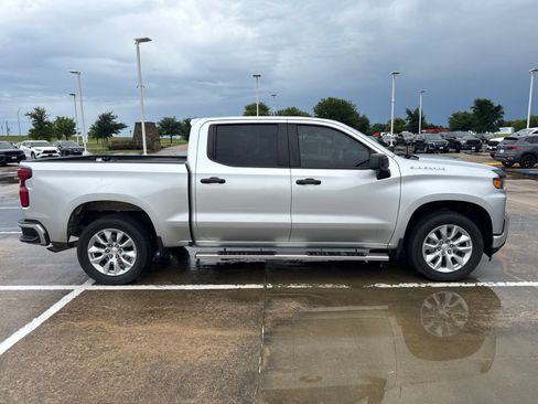 Used 2021 Chevrolet Silverado 1500 Custom RWD image 8