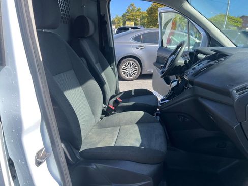 Used 2016 Ford Transit Connect XL FWD image 9