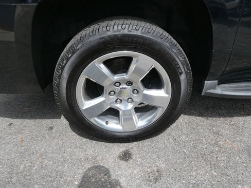 Used 2015 Chevrolet Suburban LT w/ Max Trailering Package image 35