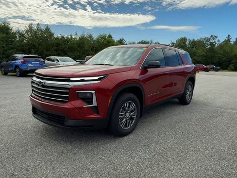 New 2025 Chevrolet Traverse LT w/ Enhanced Driving Package image 39