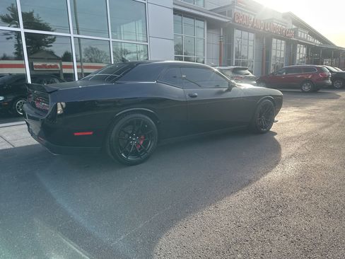 Used 2023 Dodge Challenger R/T Scat Pack w/ T/A Package image 5