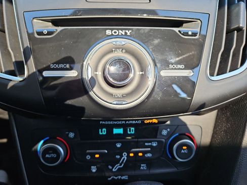 Used 2018 Ford Focus SEL FWD image 27