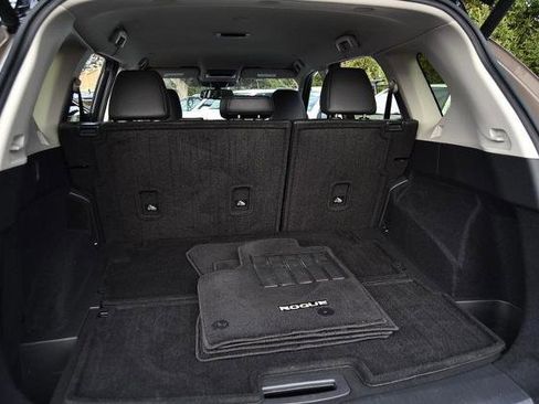 Certified 2024 Nissan Rogue SL image 27