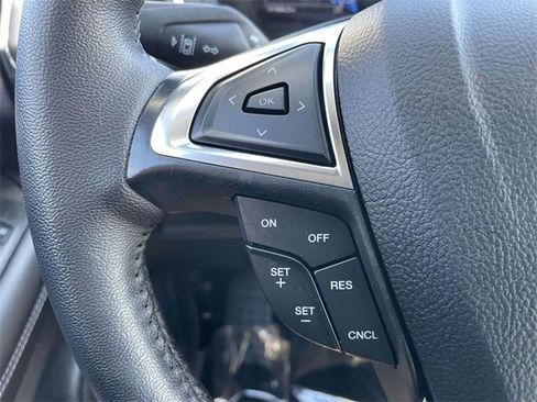 Used 2024 Ford Edge Titanium image 15