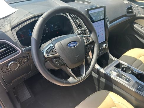 Used 2024 Ford Edge SEL w/ Convenience Package AWD/4WD image 13