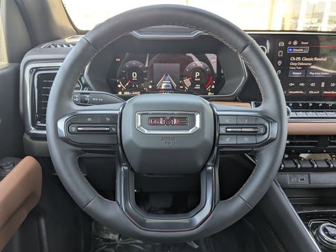 New 2025 GMC Canyon AT4 w/ Nightfall Edition image 12