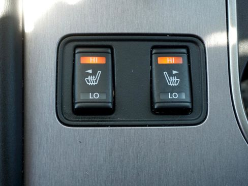 Used 2024 Nissan Murano SV image 16