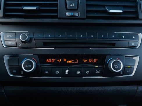 Used 2015 BMW M235i Coupe image 37