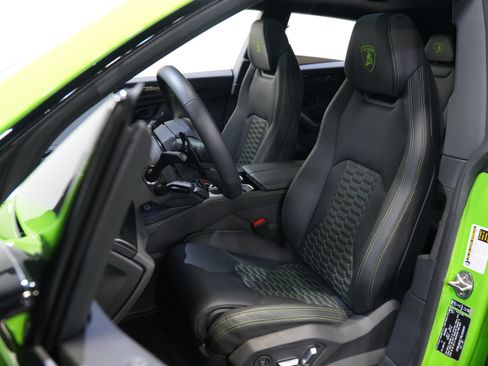 Used 2024 Lamborghini Urus S AWD/4WD image 31