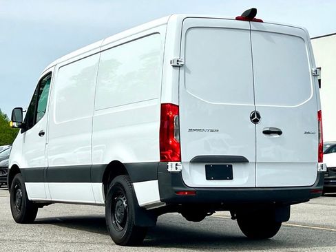 Used 2025 Mercedes-Benz Sprinter 2500 image 7