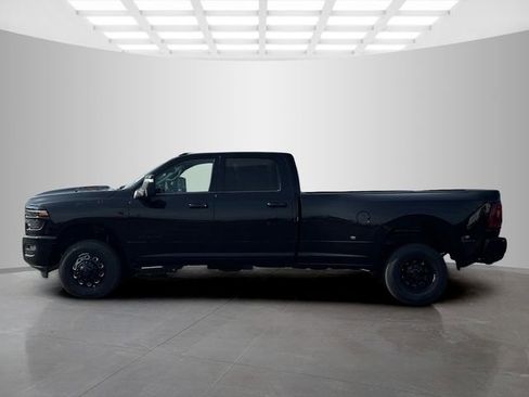 New 2026 RAM 3500 Laramie w/ Night Edition AWD/4WD image 4