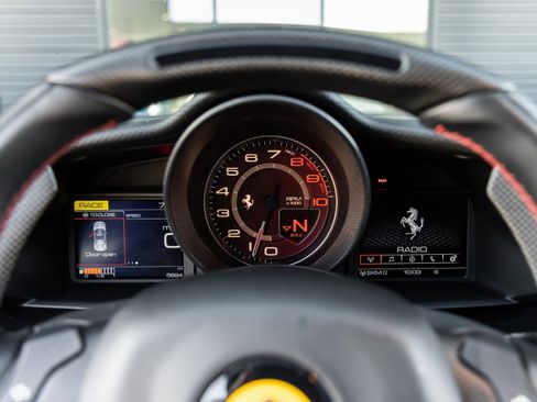 Used 2019 Ferrari 488 Pista Spider image 40