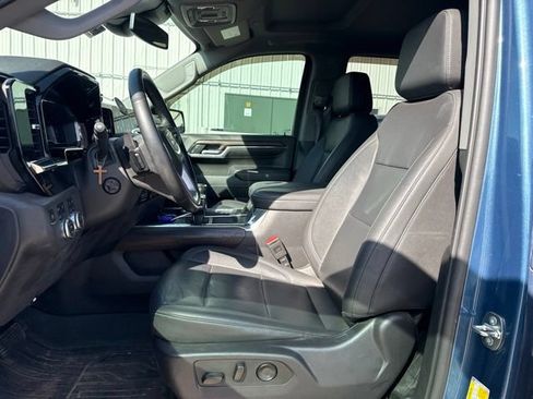 Used 2024 GMC Sierra 1500 SLT AWD/4WD image 10