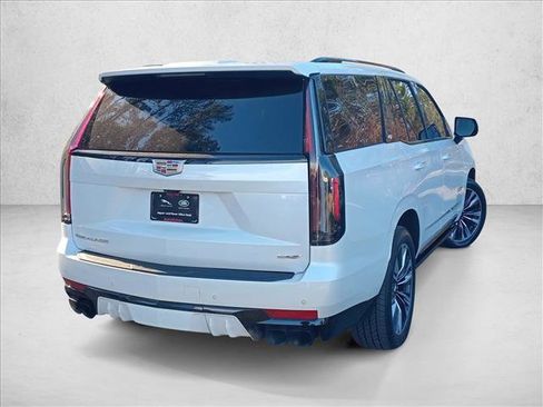 Used 2023 Cadillac Escalade V image 5
