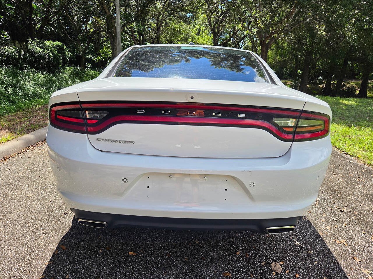 Used 2022 Dodge Charger SXT RWD image 6