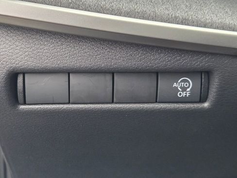 New 2026 Nissan Kicks S image 24